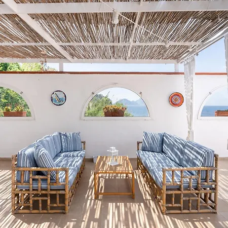 Maison Aurora On The Sea Holiday home
