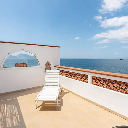 Maison Aurora On The Sea Holiday home